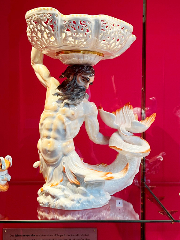 Keramik in der Porzellanmanufaktur in Meissen.